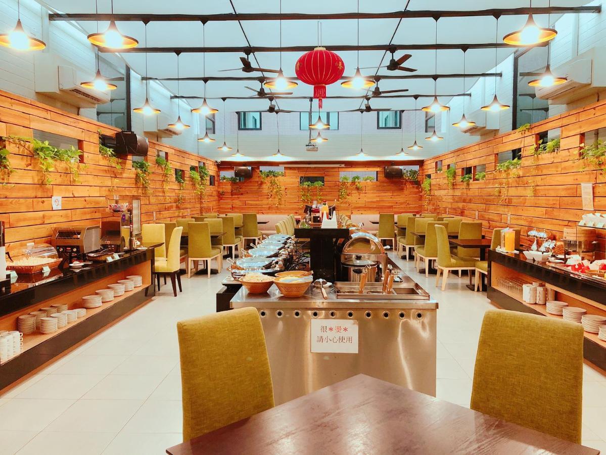 Wemeet Hotel Pingtung Exteriör bild