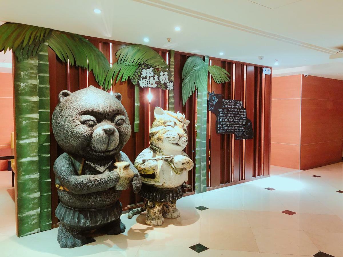 Wemeet Hotel Pingtung Exteriör bild