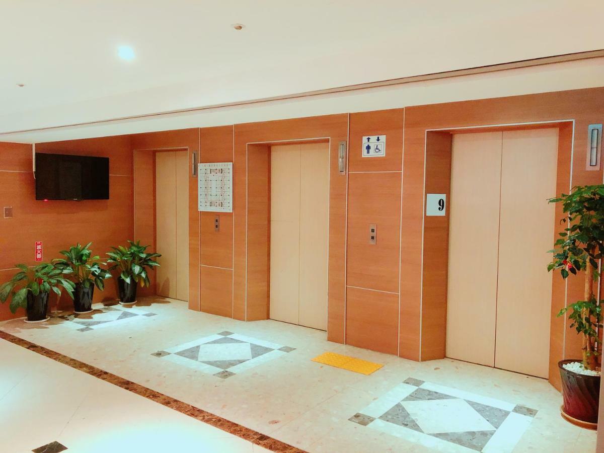 Wemeet Hotel Pingtung Exteriör bild
